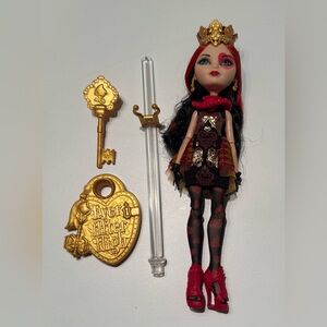 Ever After High Lizzie Queen Of Hearts Doll First Chapter Wave One RARE HTF
